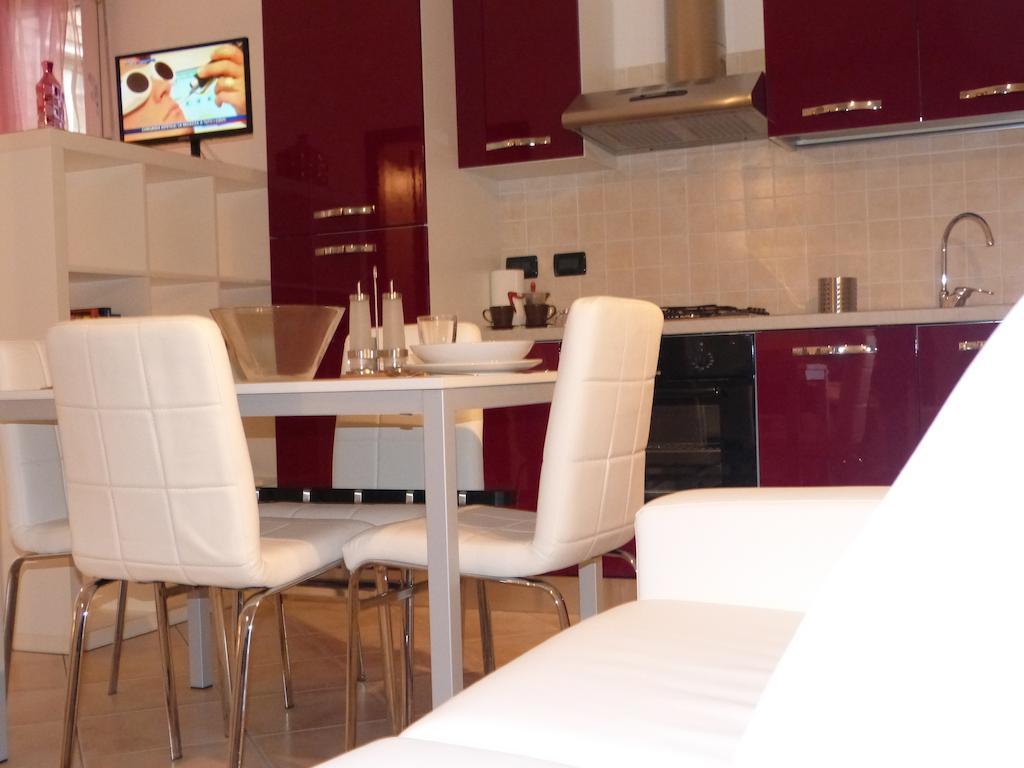 Residenza Ugo Bassi Διαμέρισμα Μπολόνια Δωμάτιο φωτογραφία